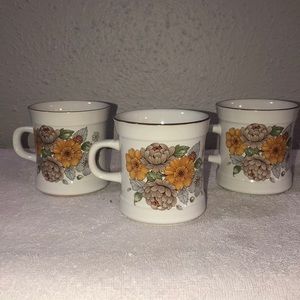 Carico Set of 3 mugs